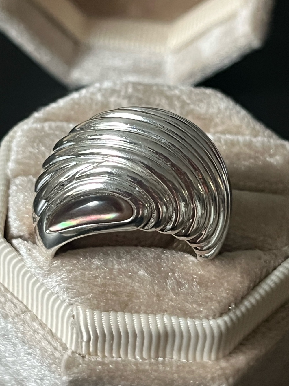 Fluted Dome Silver Ring with Amethyst Color Stones